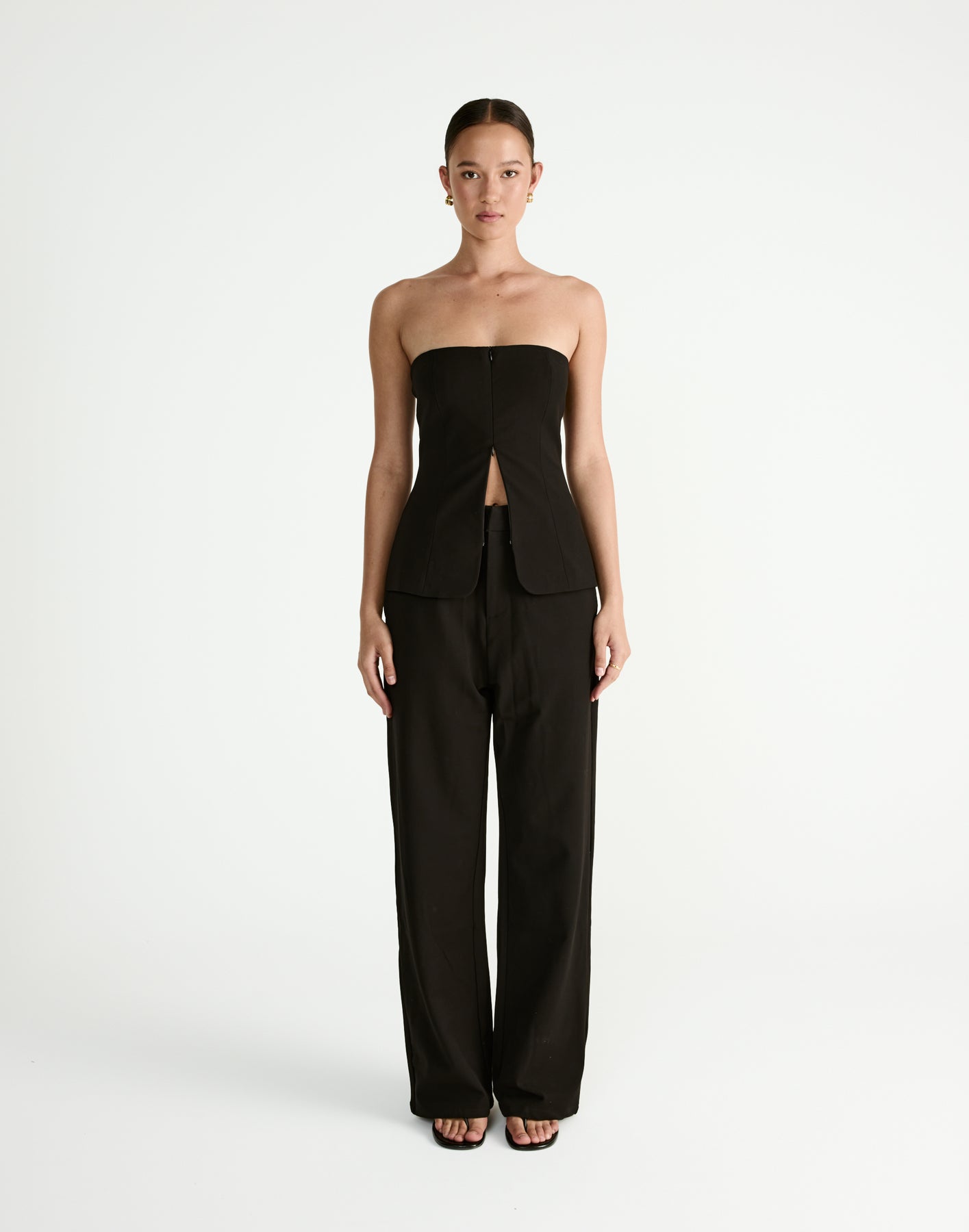 Collective Tops - Jenson Top (Black)
Add to wishlist fifth image