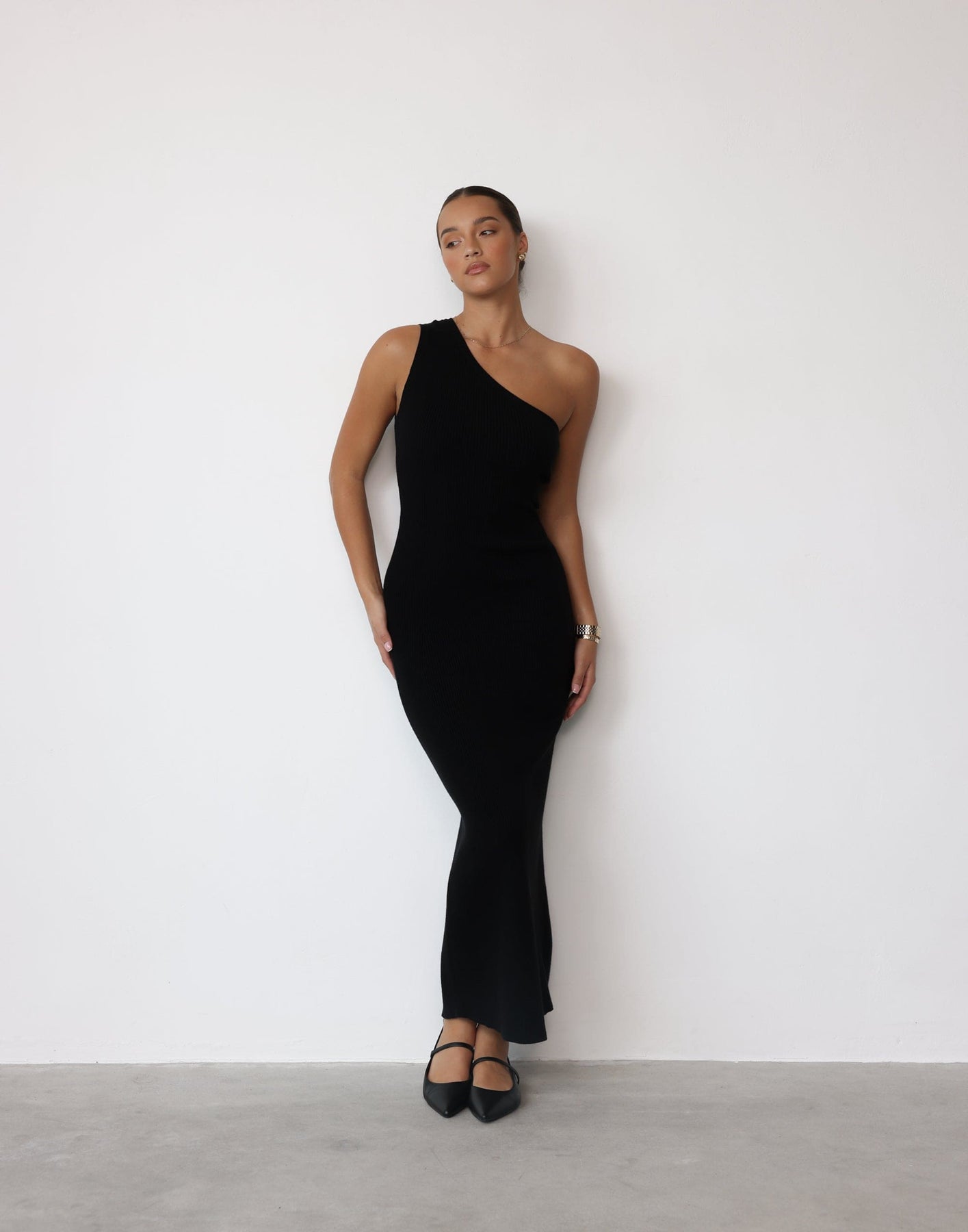 Collective Dress - Aubany Maxi Dress (Black)
                Add to wishlist secondary image