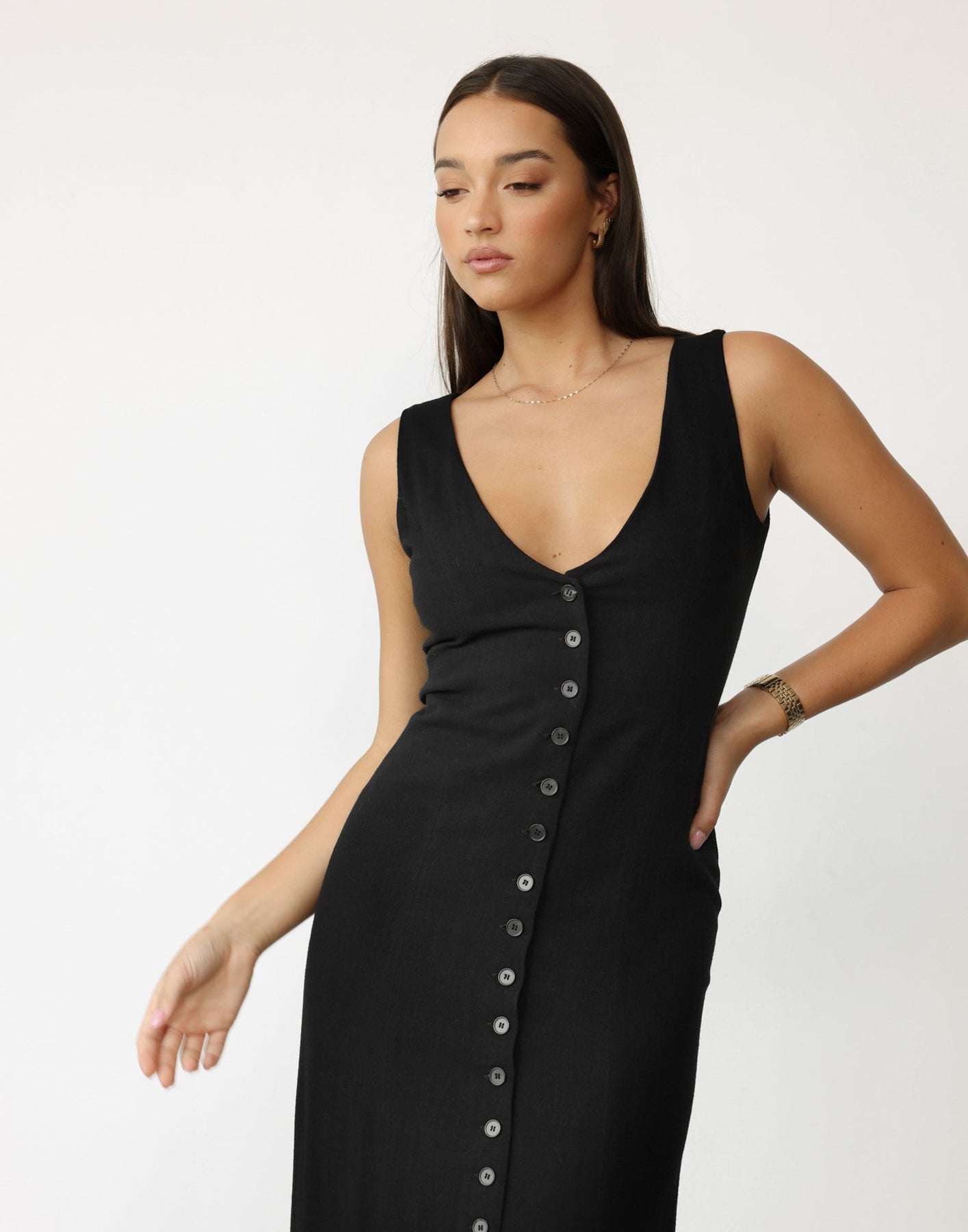 Collective Dress - Cailey Maxi Dress (Black)
                Add to wishlist fifth image