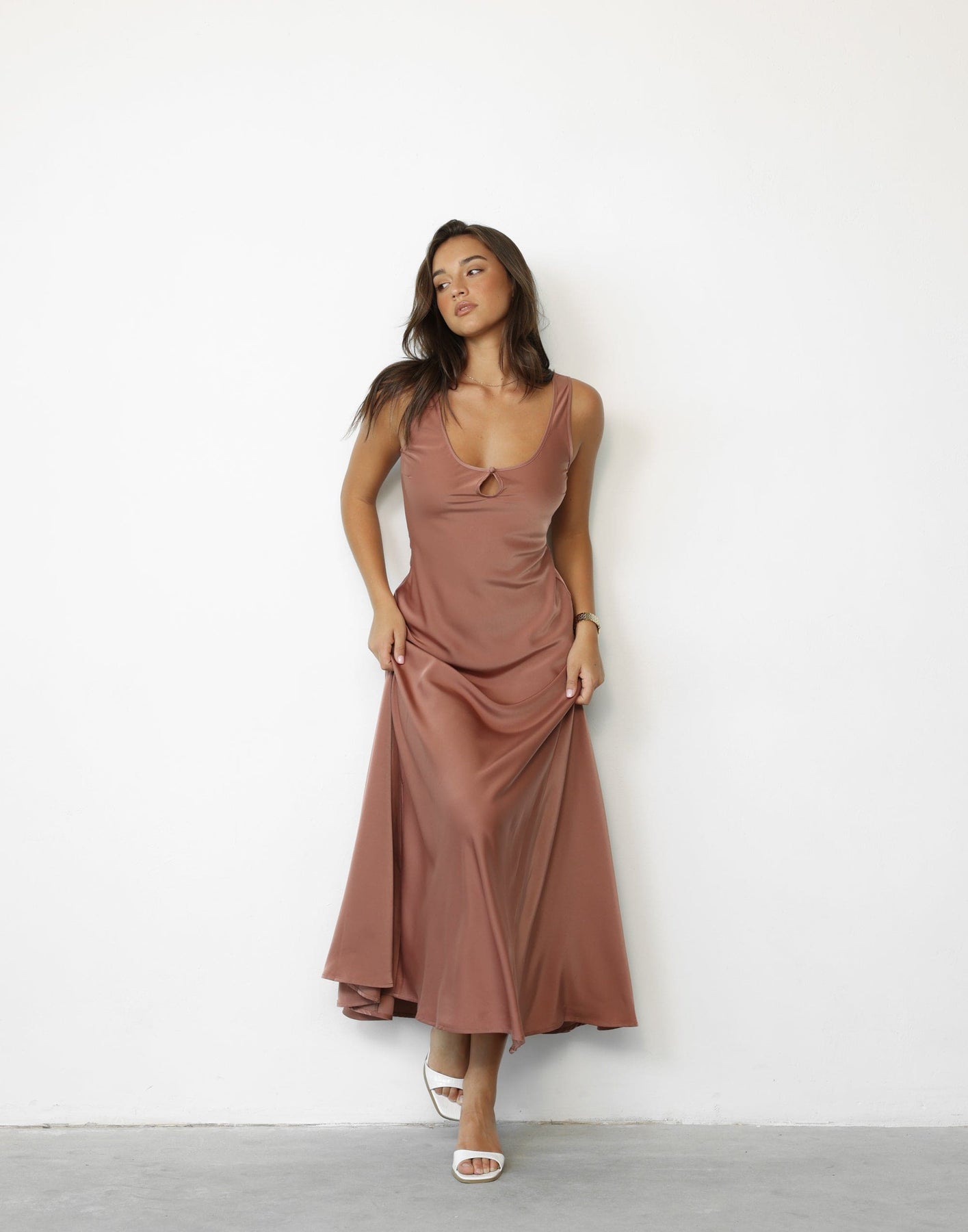 Collective Dress - Charlotte Maxi Dress (Dusty Rose)
                Add to wishlist sixth image