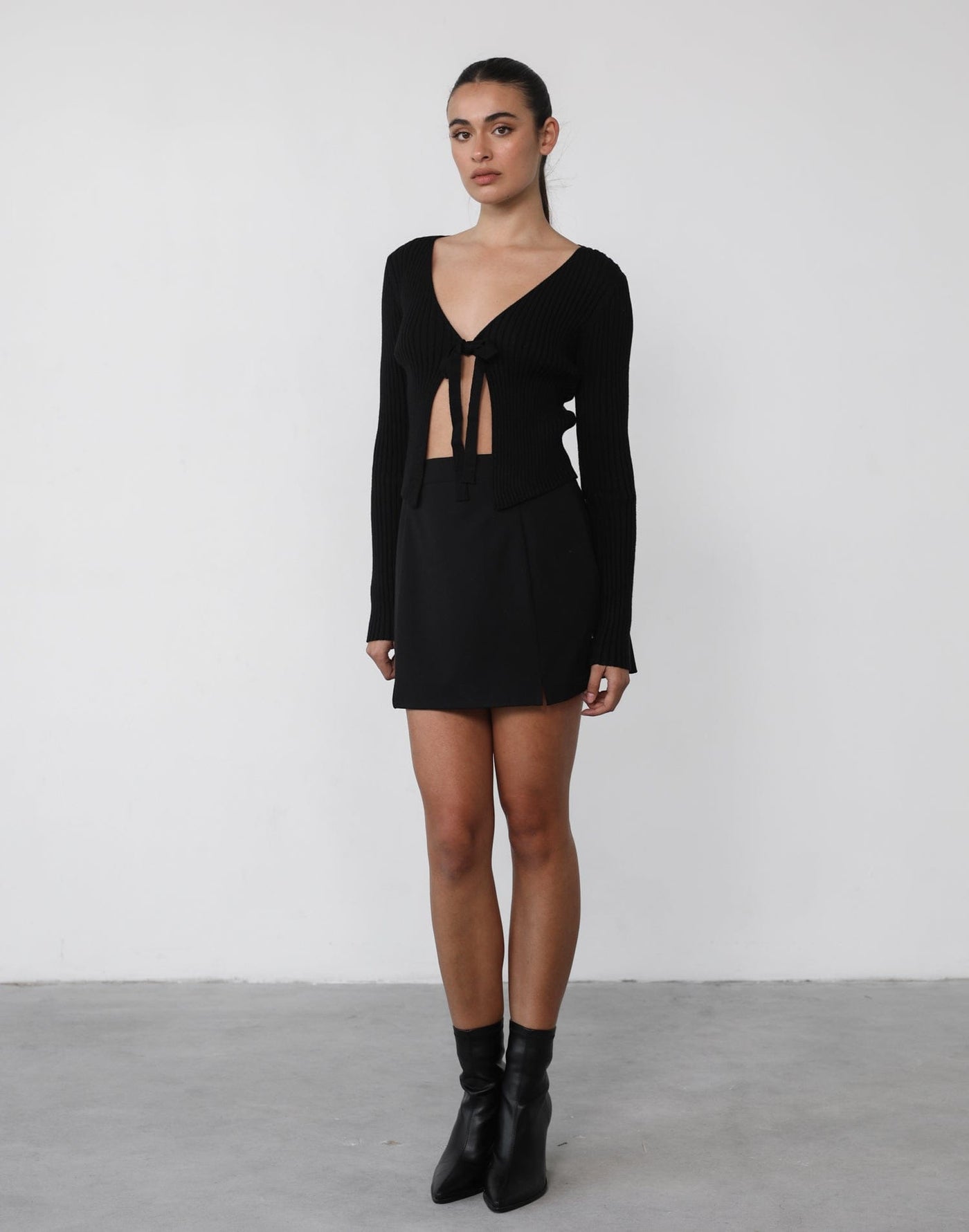 Clara Long Sleeve Top (Black) - Black Long Sleeve Top - Women's Dress - Charcoal Clothing