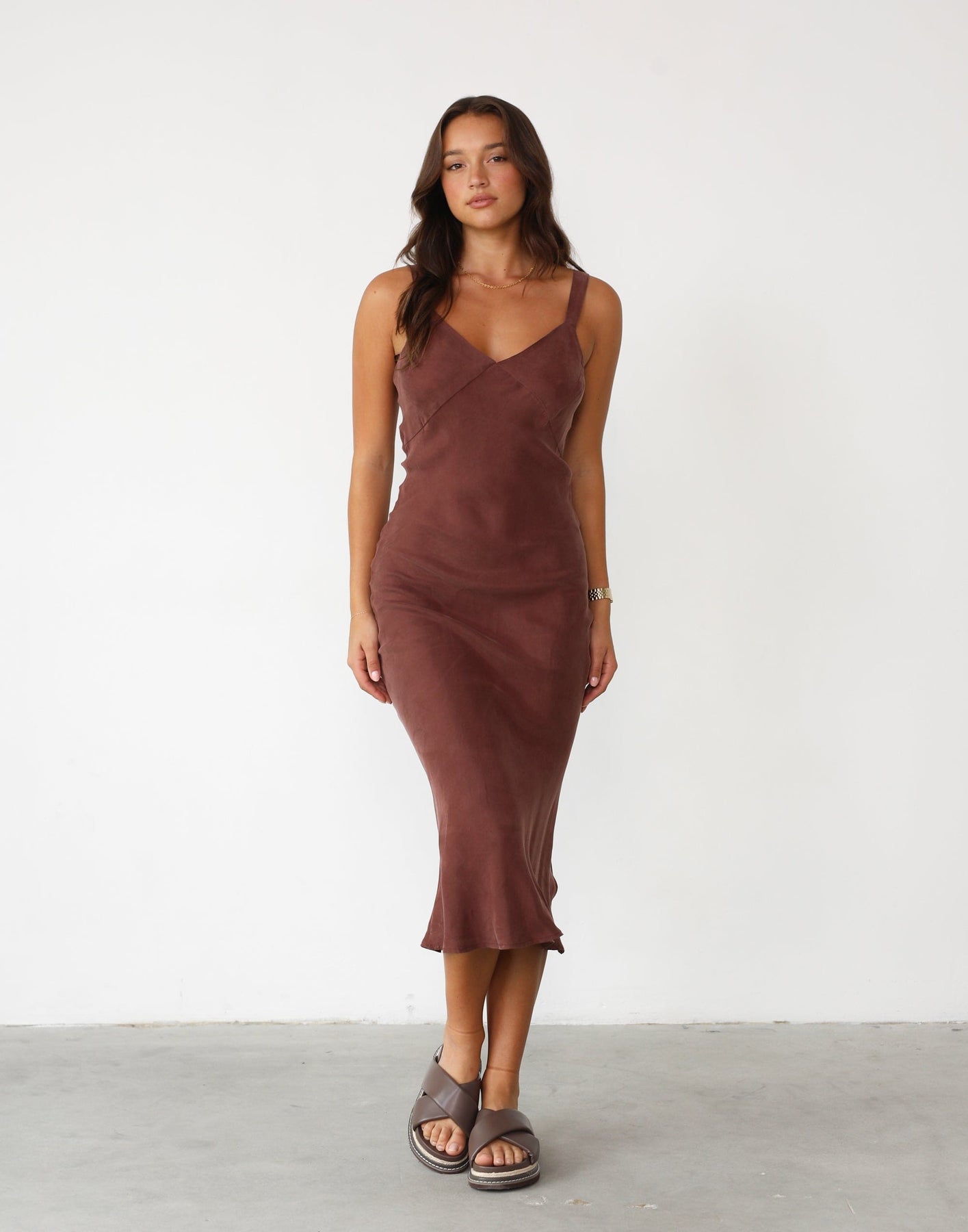 Collective Dress - Amma Midi Dress (Chocolate)
                Add to wishlist fourth image