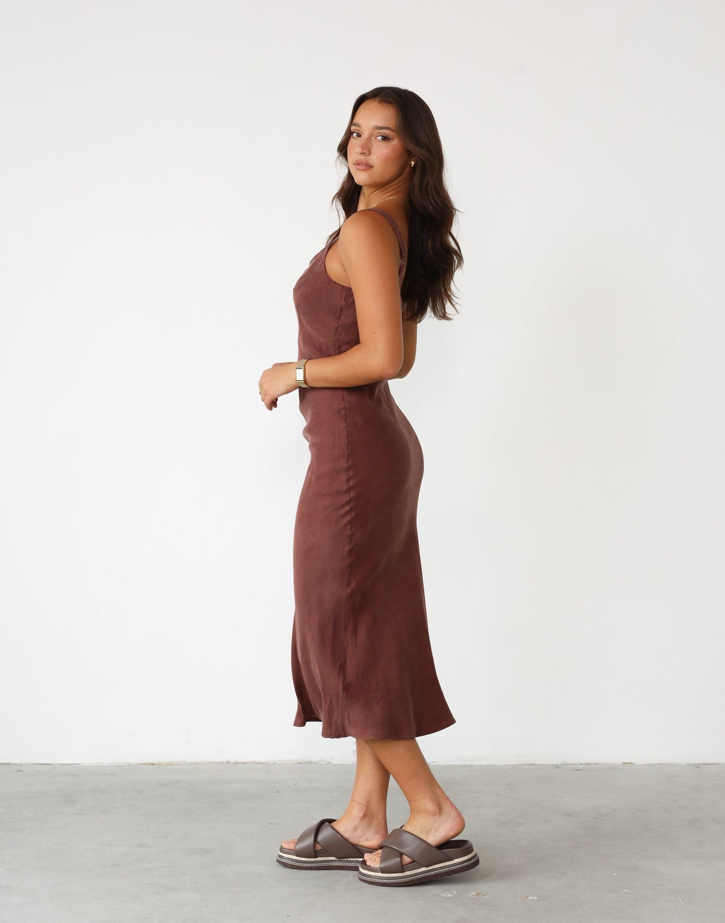 Collective Dress - Amma Midi Dress (Chocolate)
                Add to wishlist fifth image