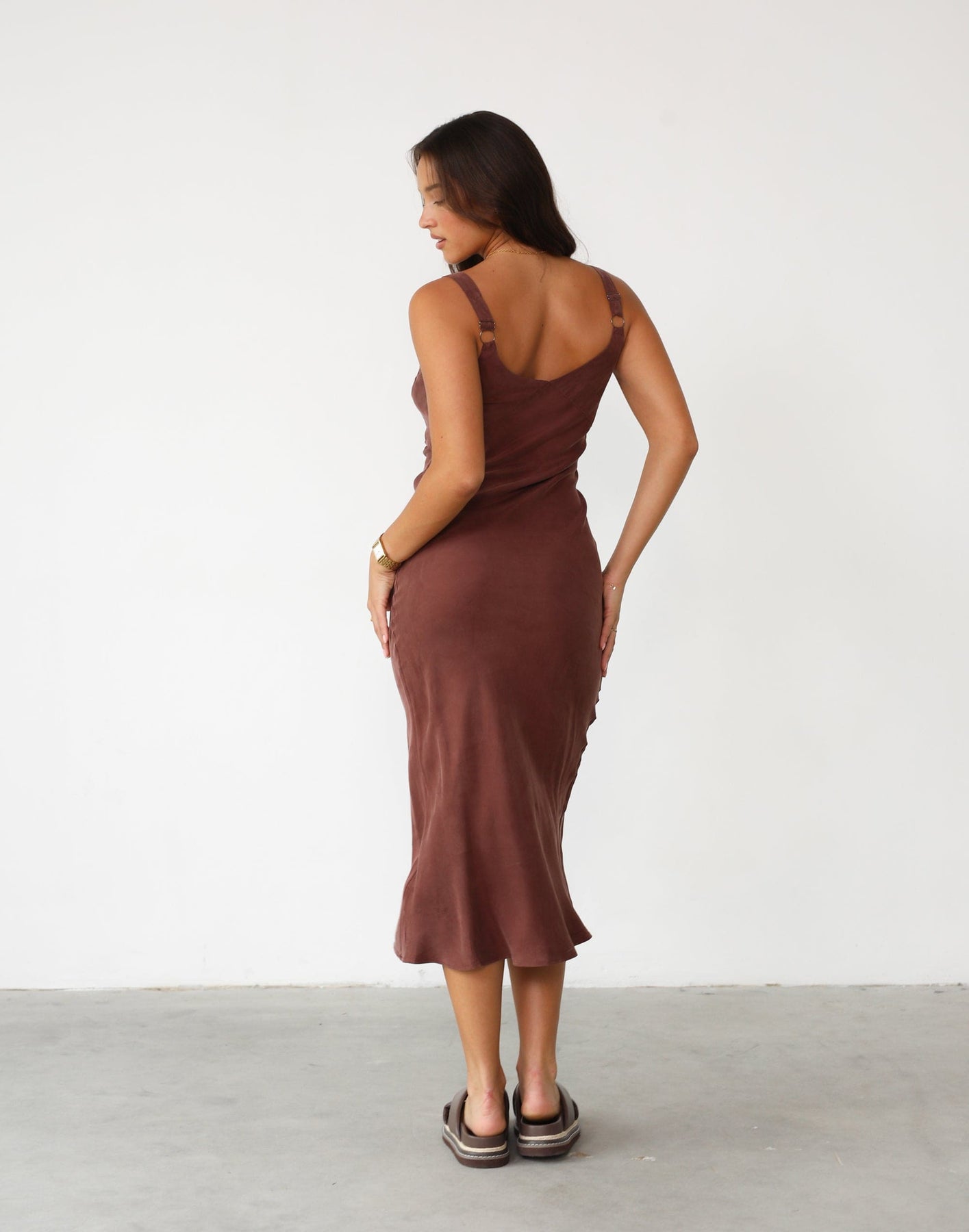 Collective Dress - Amma Midi Dress (Chocolate)
                Add to wishlist sixth image