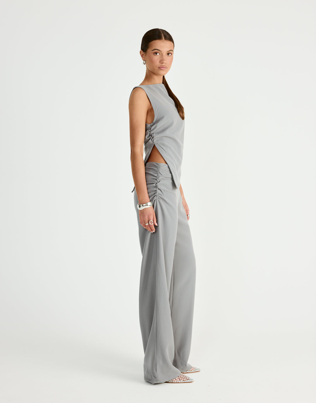 最終価格【新品】Cloudy Tops charcoal 阪急梅田先行Heve