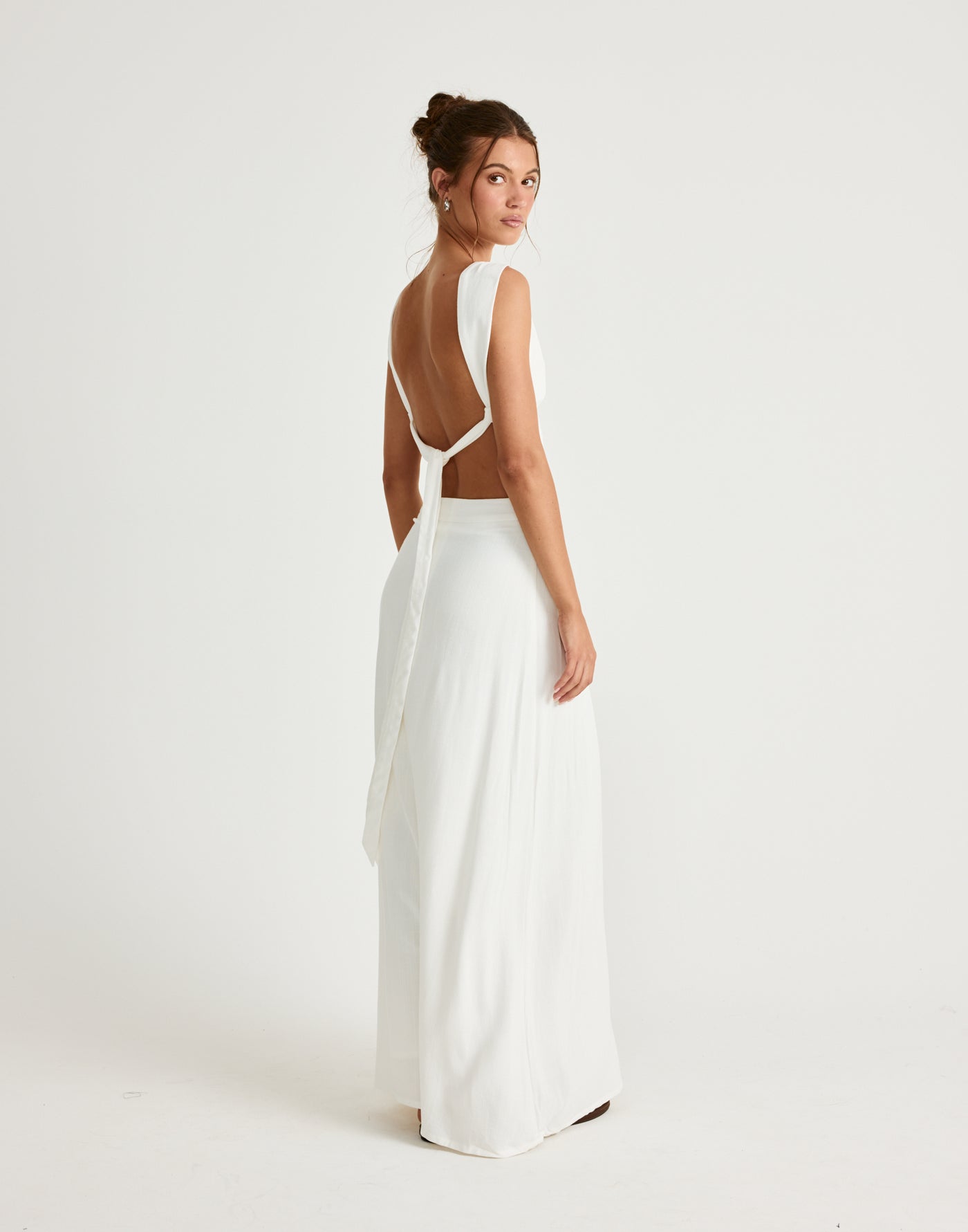 Aleah Top (White) | CHARCOAL Exclusive - White Linen Open Back Top - Women's Top - Charcoal Clothing