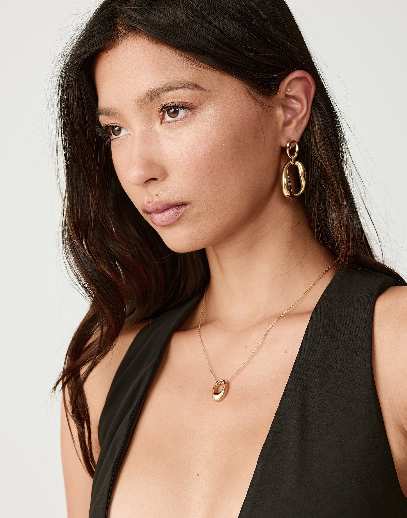  - Women's Accessories - Charcoal Clothing