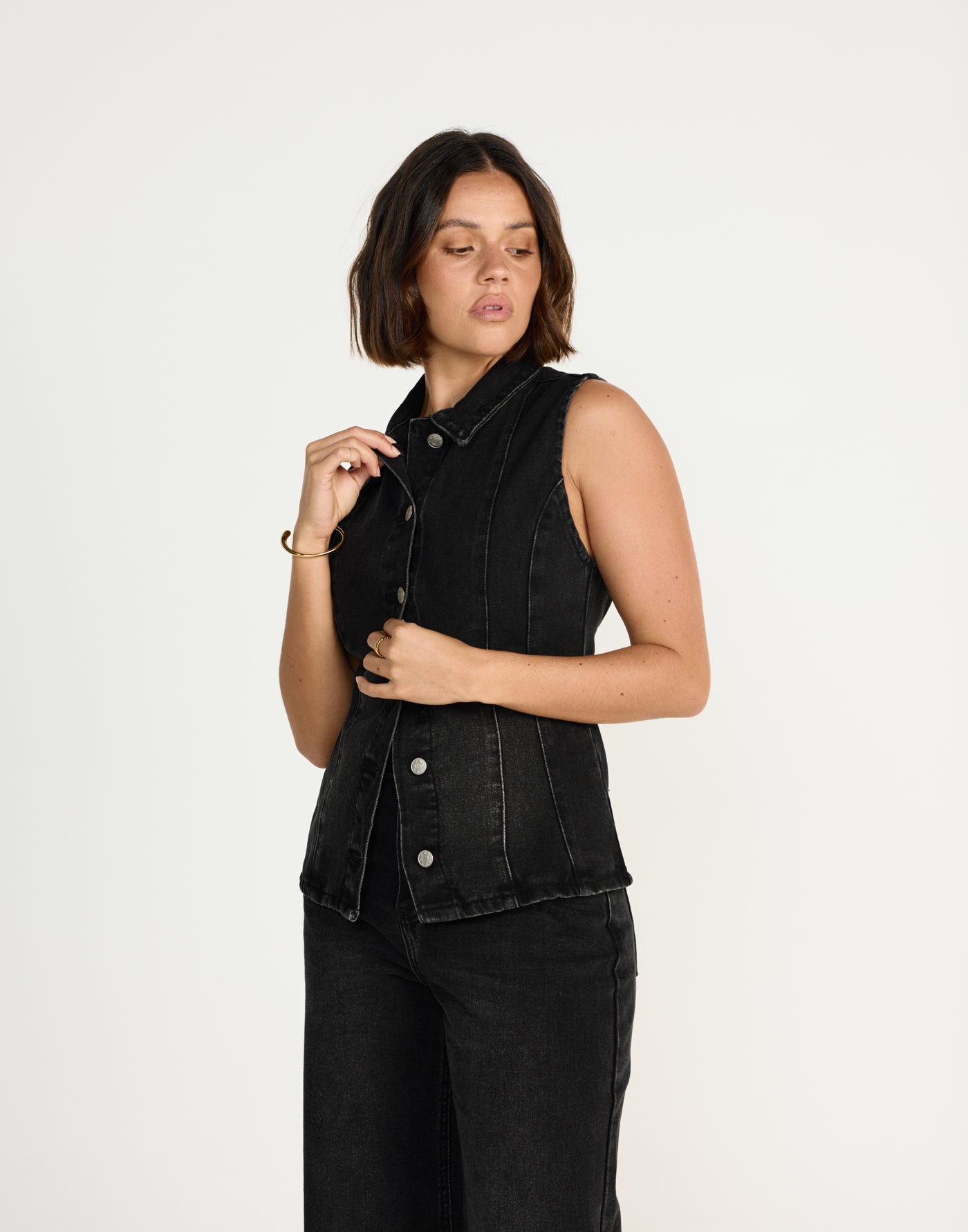  - Women's Outerwear - Charcoal Clothing