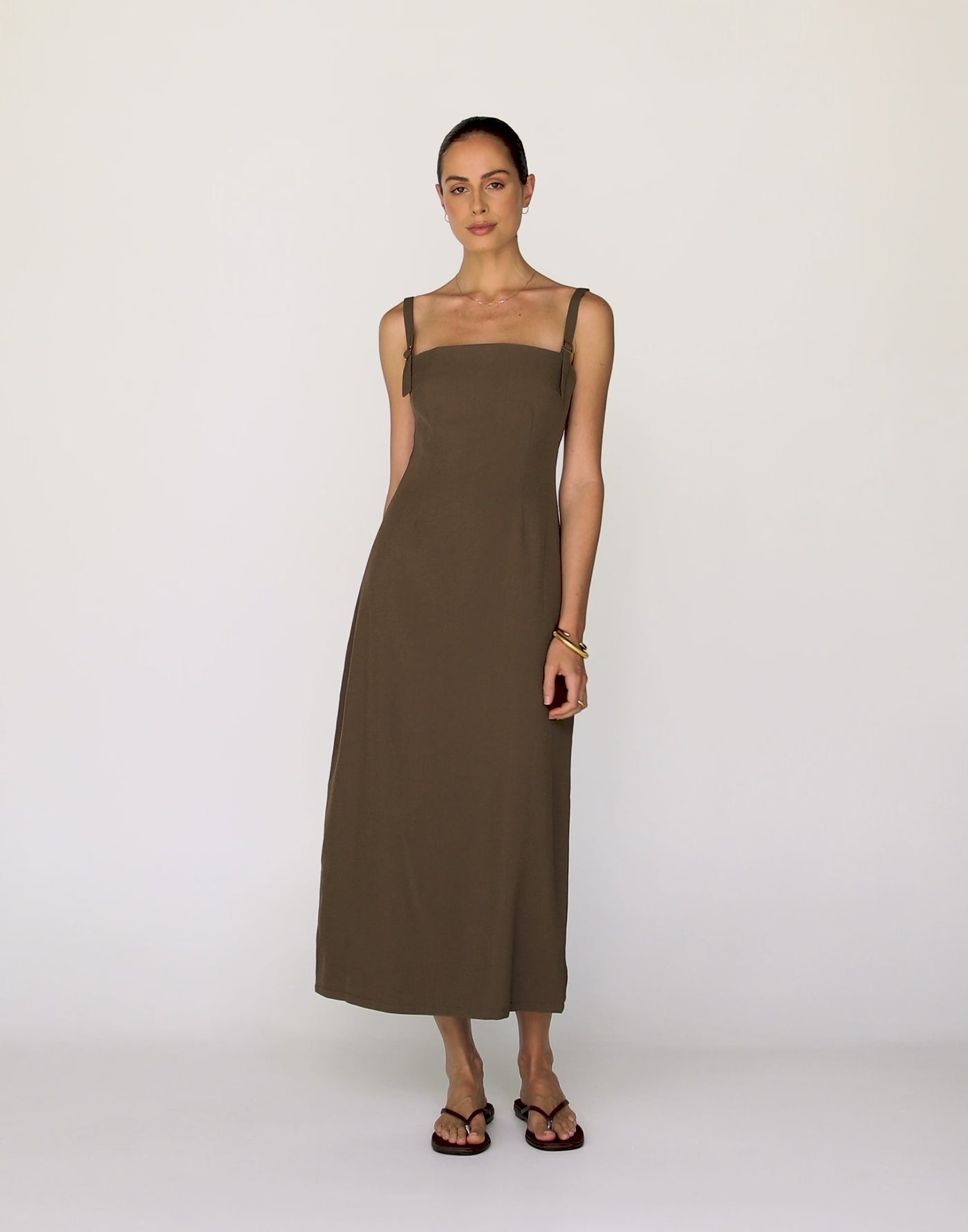 Dominique Maxi Dress (Coffee)