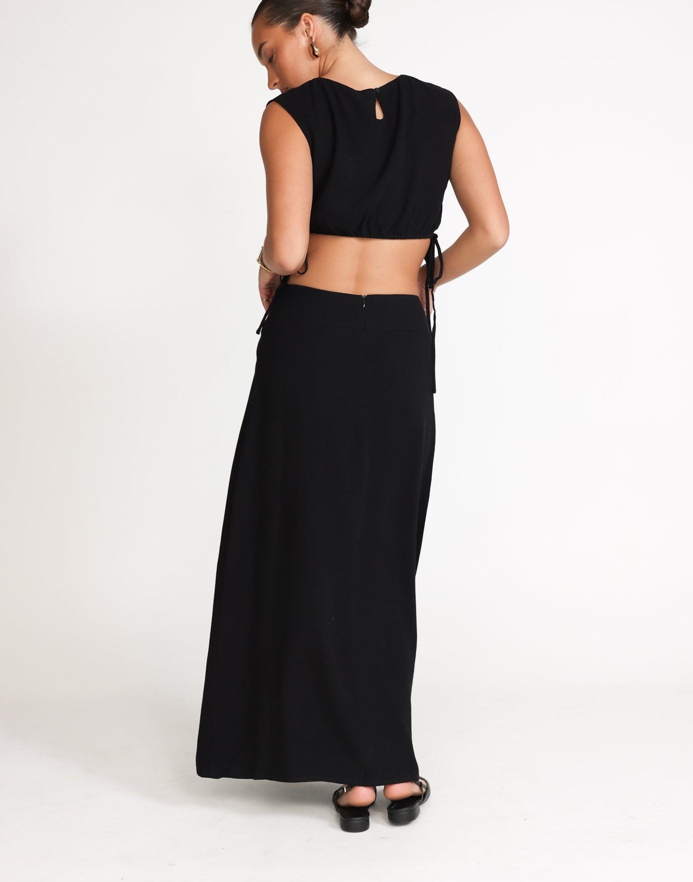 Lillian Maxi Skirt (Black) | CHARCOAL Exclusive - Low to Mid Rise Flared Linen Maxi Skirt - Women's Skirt - Charcoal Clothing