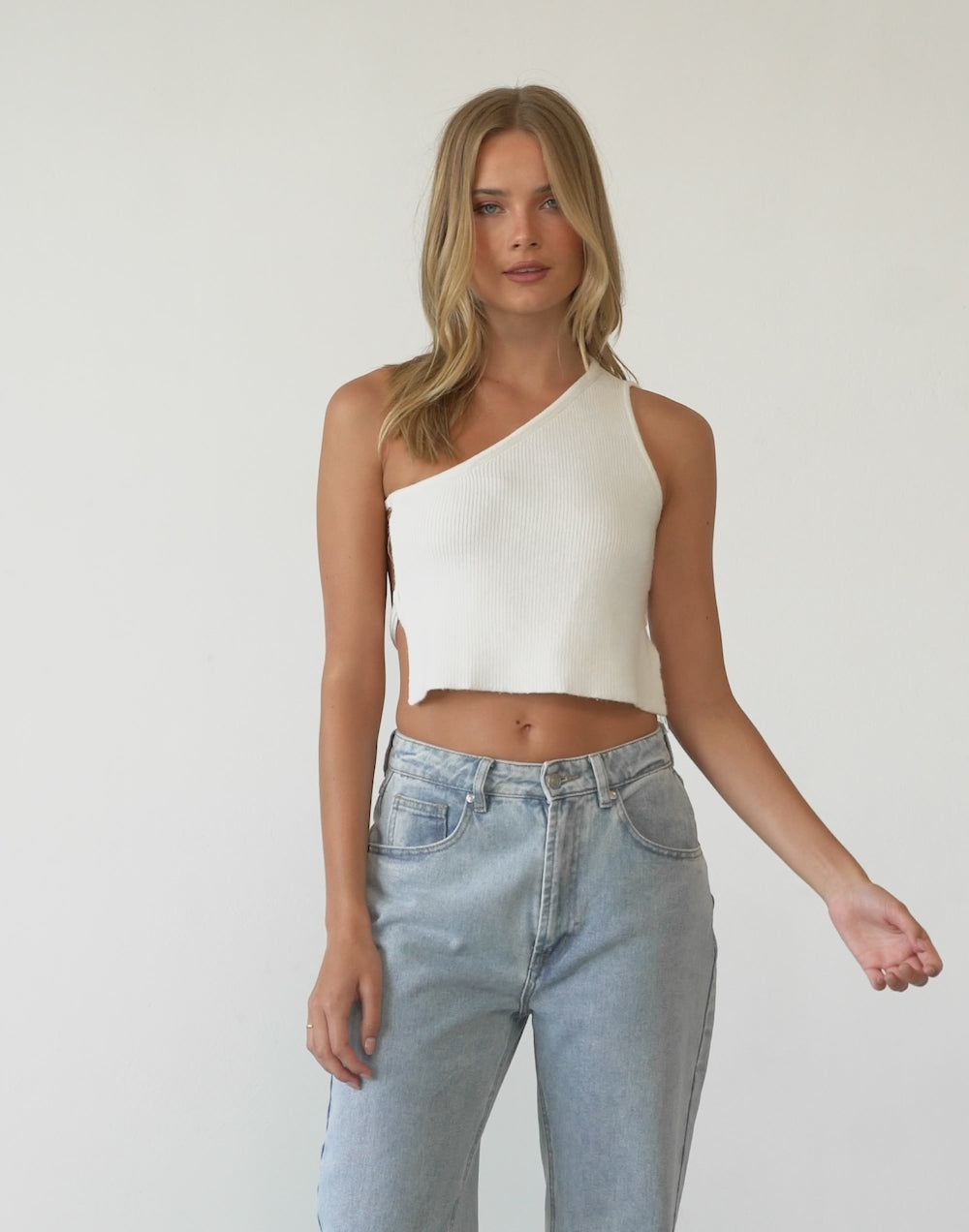 Sonya Crop Top (White)